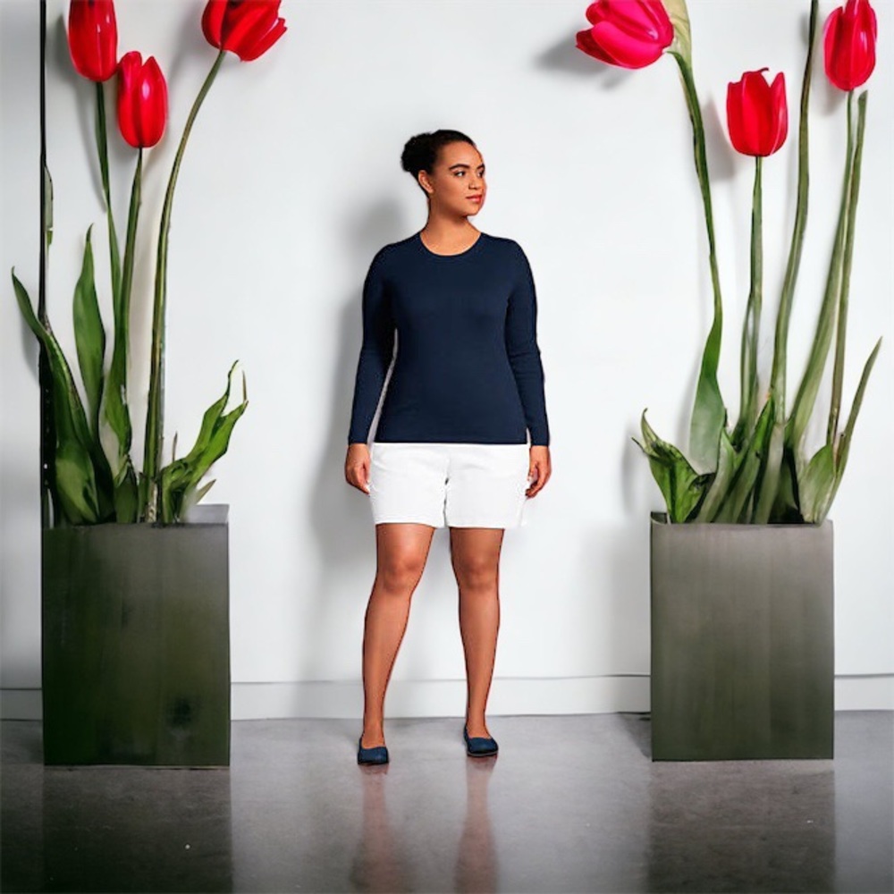 Bandolino: BandolinoBlu Light Denim Walking Shorts